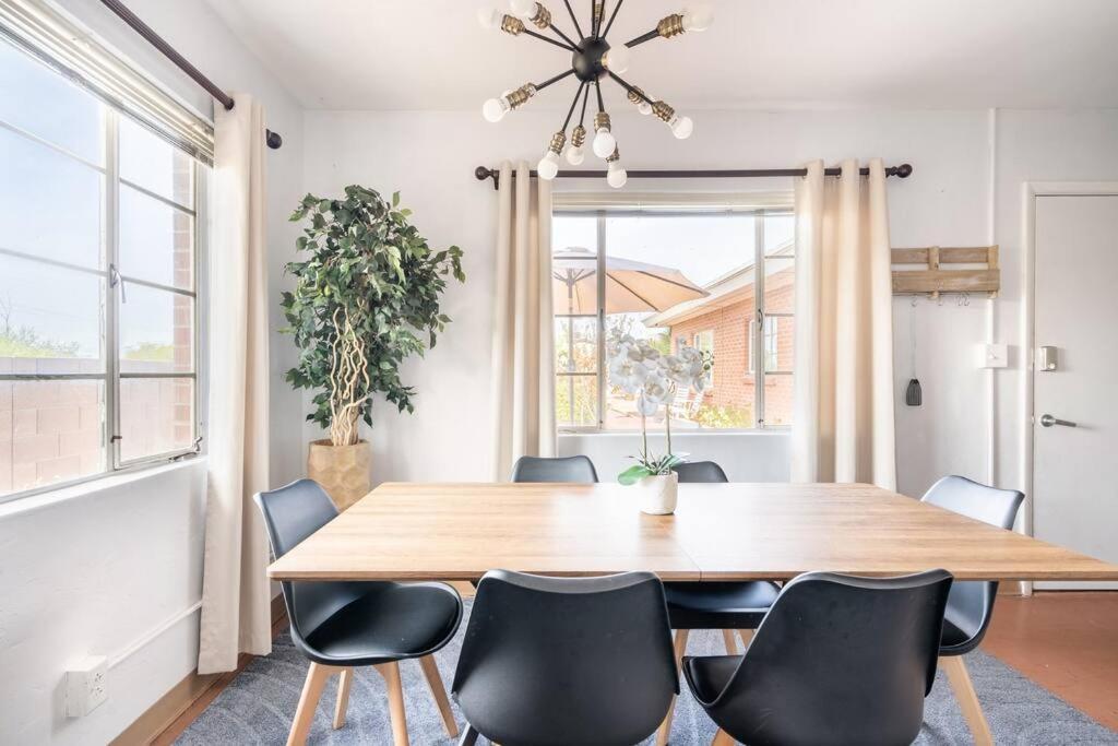 투산 Bright & Airy Near Uofa, 2 Min To Banner 아파트 외부 사진
