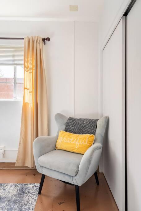 투산 Bright & Airy Near Uofa, 2 Min To Banner 아파트 외부 사진