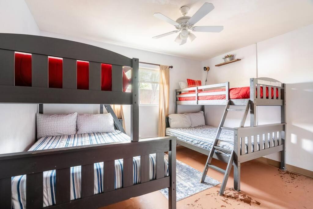 투산 Bright & Airy Near Uofa, 2 Min To Banner 아파트 외부 사진